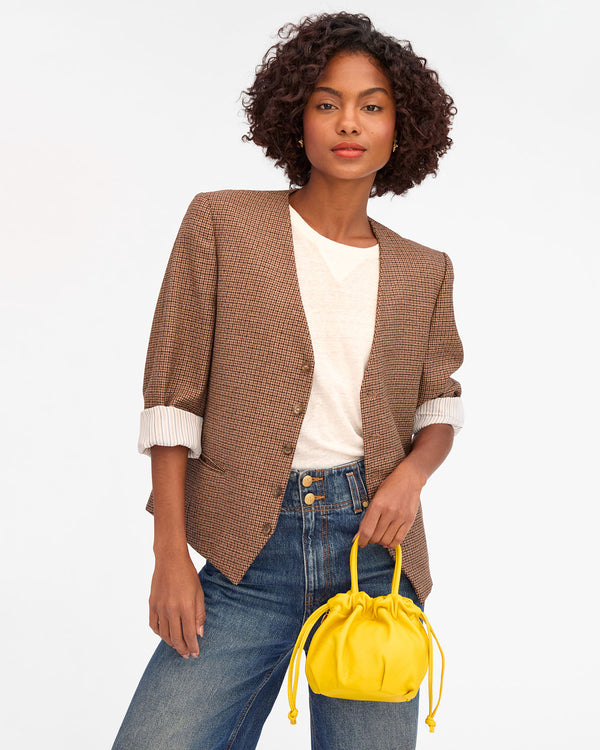 Vitoria holding Emma