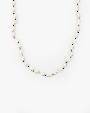 Freshwater Pearl Necklace Close Up