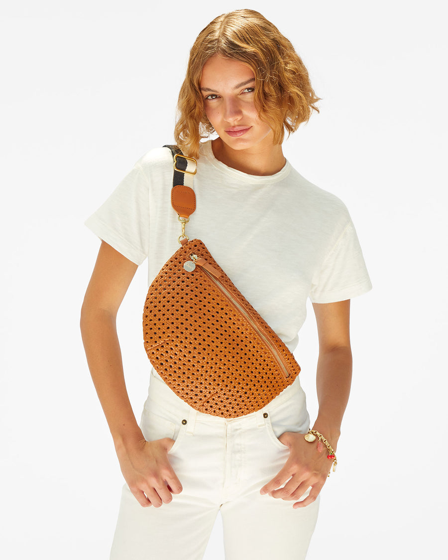Adjustable Crossbody Strap on Grande Fanny worn high