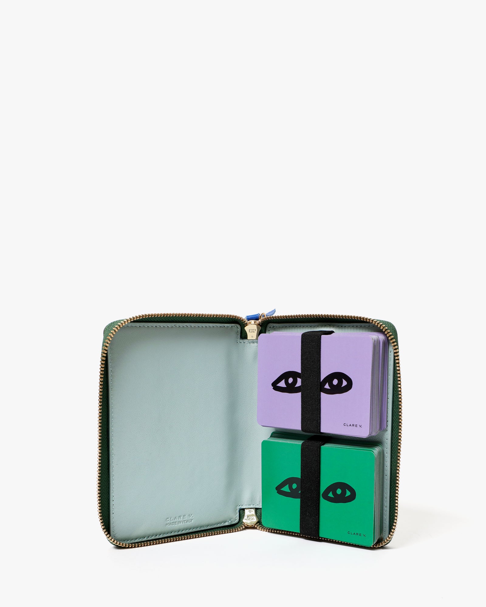 Les Cartes interior view