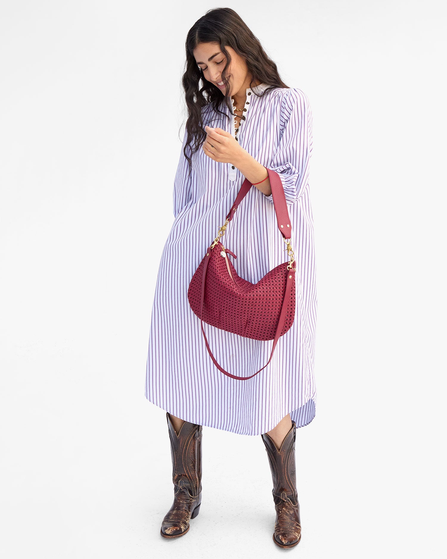 Gia holding Moyen Messenger