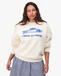 Oversized Sweatshirt on Alana