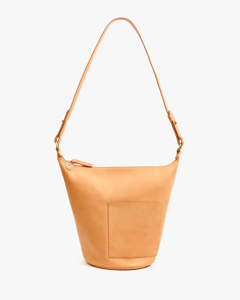 Petite Jeanne – Clare