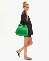 Laura wearing Sac Tout