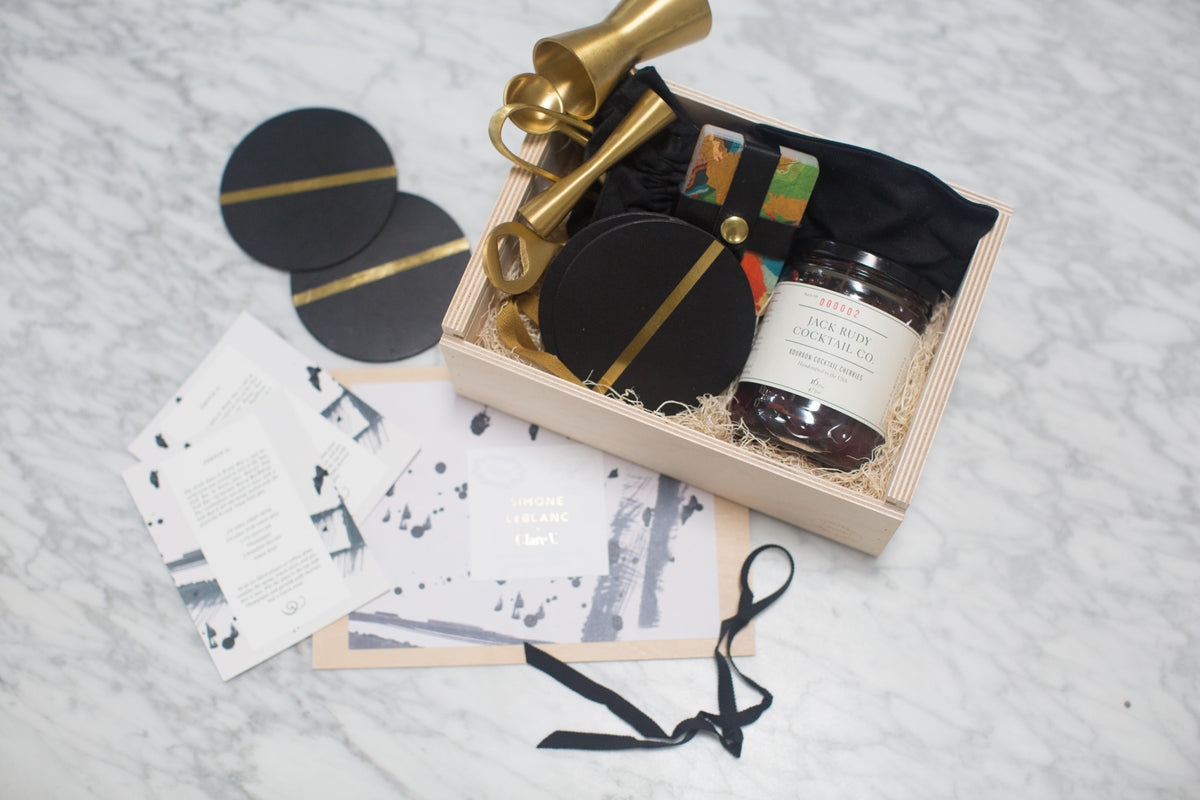 Great Gift Ideas: Clare V. x Simone LeBlanc