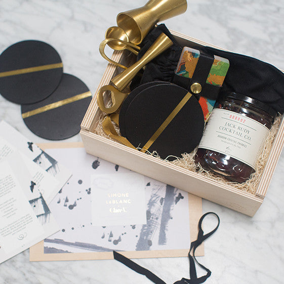 Great Gift Ideas: Clare V. x Simone Leblanc