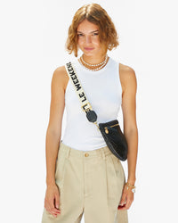 Adjustable Crossbody Strap on Grande Fanny full view