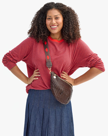 Adjustable Crossbody Strap on Grande Fanny