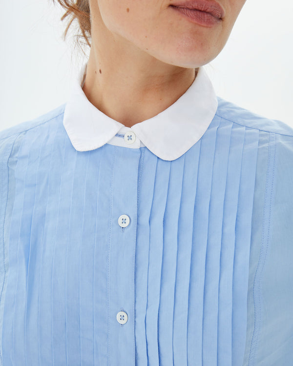 Close up of the Collar on the Anette Tuxedo shirt worn by Zoe