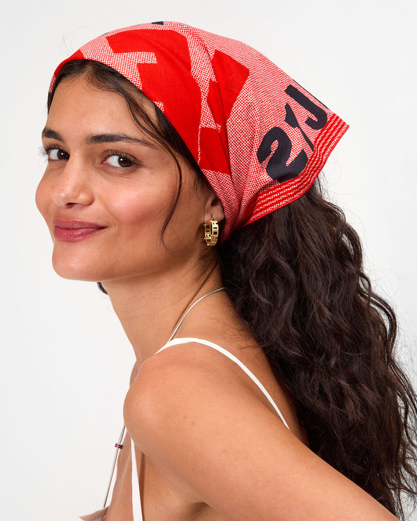 Vie with Ciao Hoop Earrings