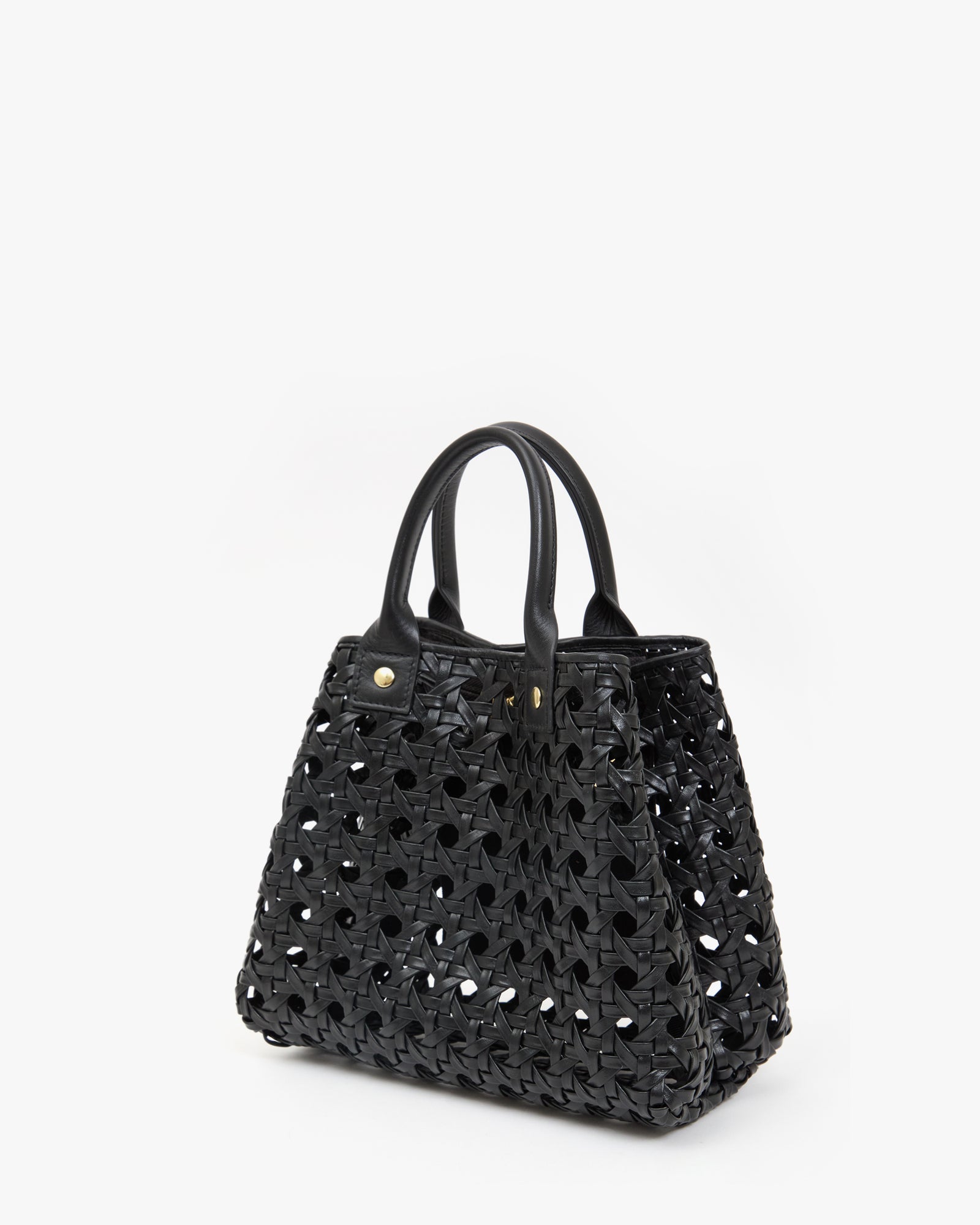 Bateau Bebe in Black Grande Rattan converted into a cinched shape using the interior snap hook