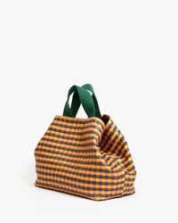 Bateau Tote closed view