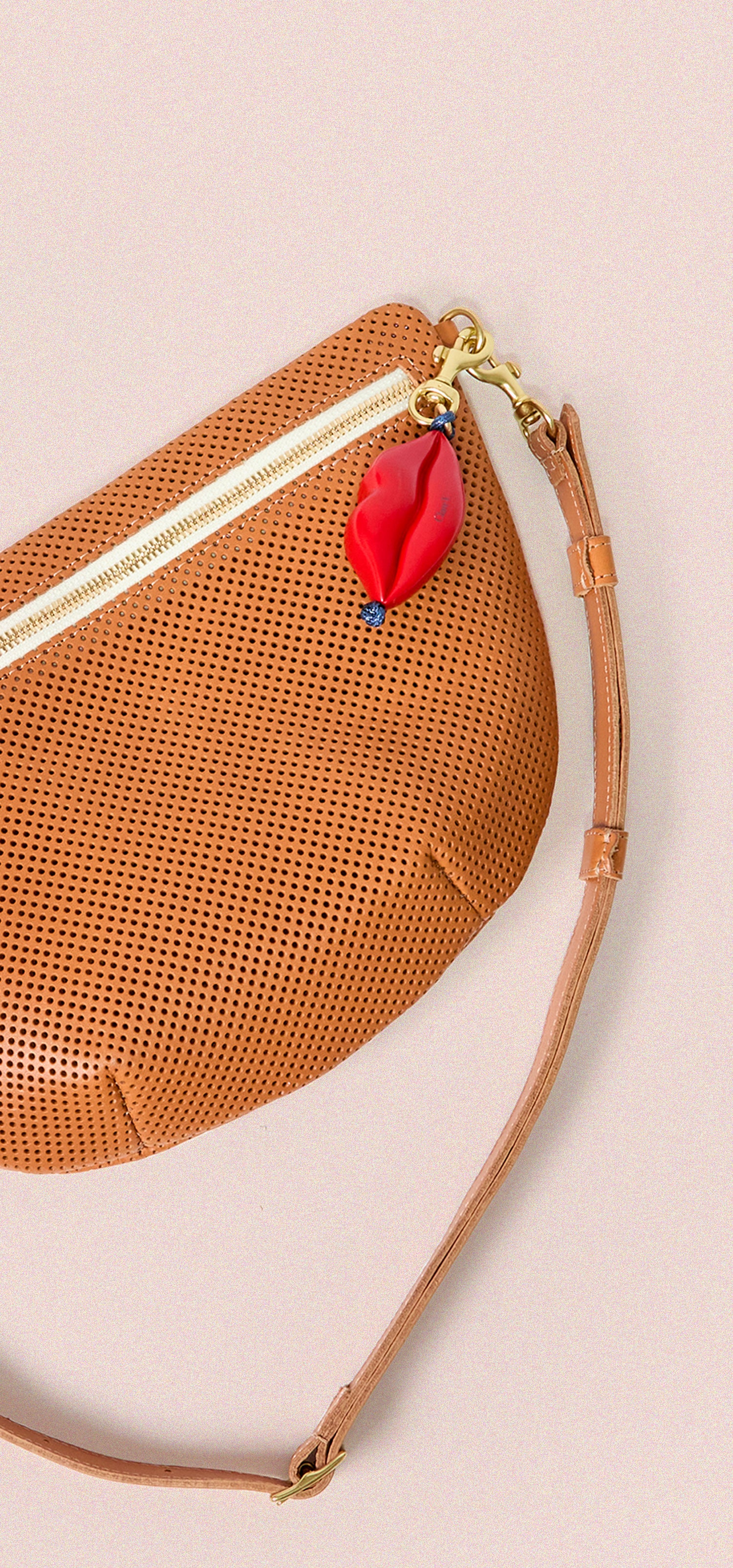 Grande Fanny with Lips Fob.