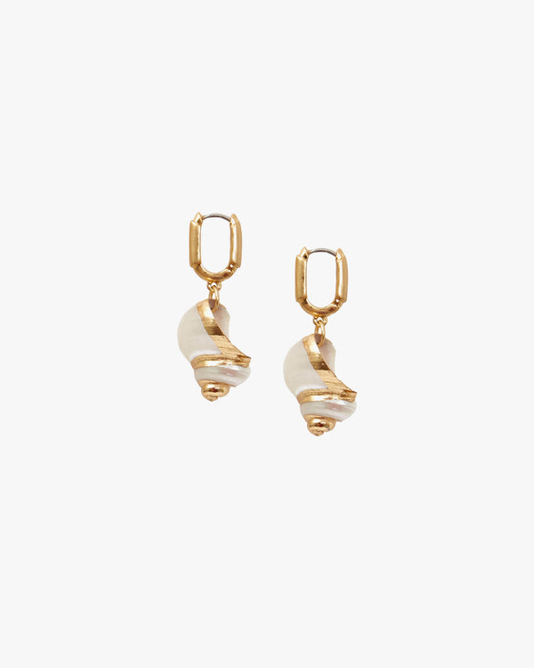 Shell Le Link Huggie Earrings side