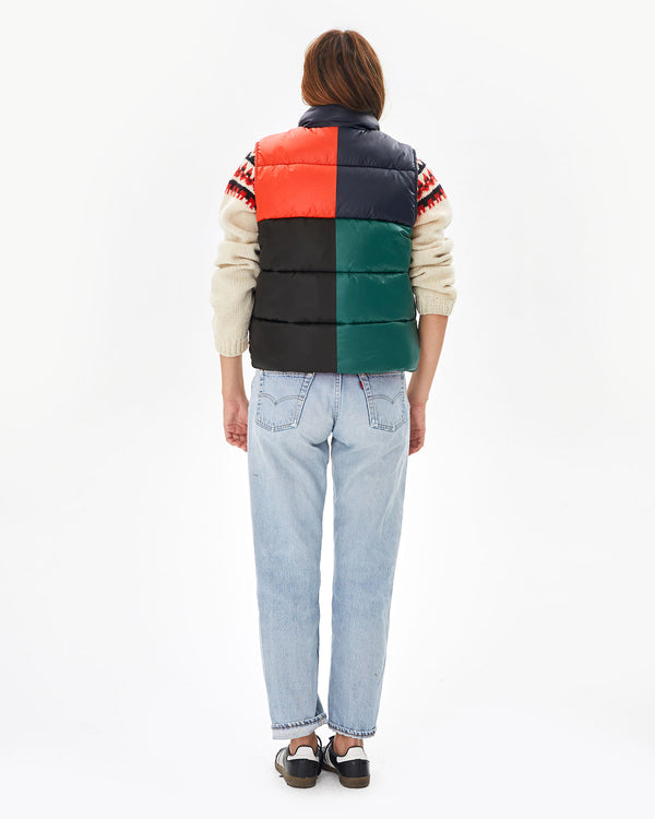 back view of Aurelia wearing the Colorblock Émile Vest