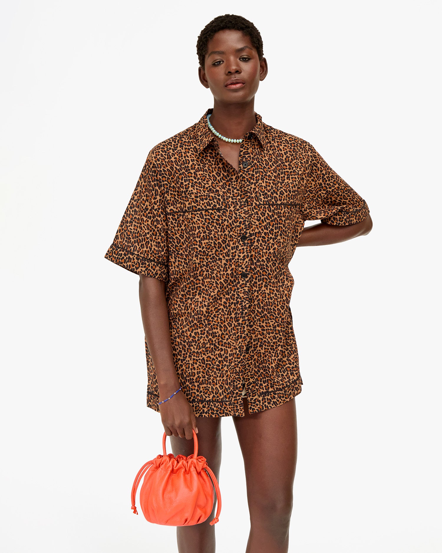 Mouna holding Emma w Top Handle
