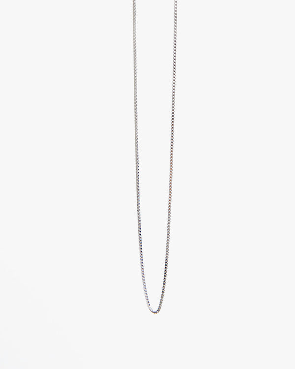 close up of the chain of the  Sterling Silver Fine Box Chain Necklace