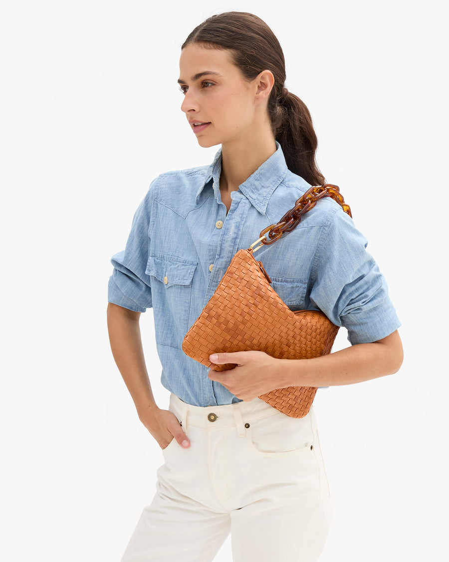 Flat Clutch w Tabs with Shortie Strap on Marie