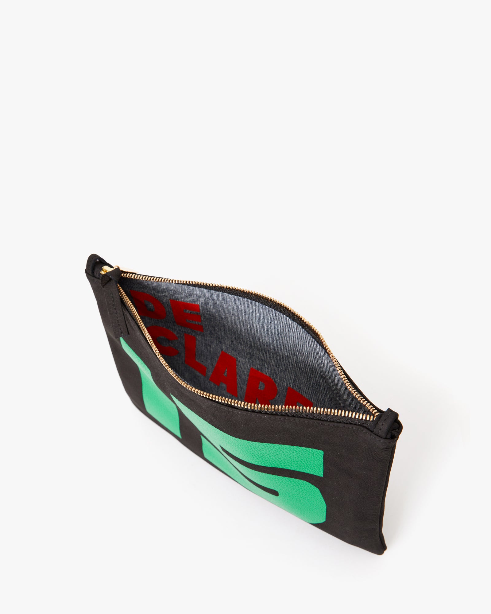 Interior of the Flat Clutch w/ Tabs Black La Vie