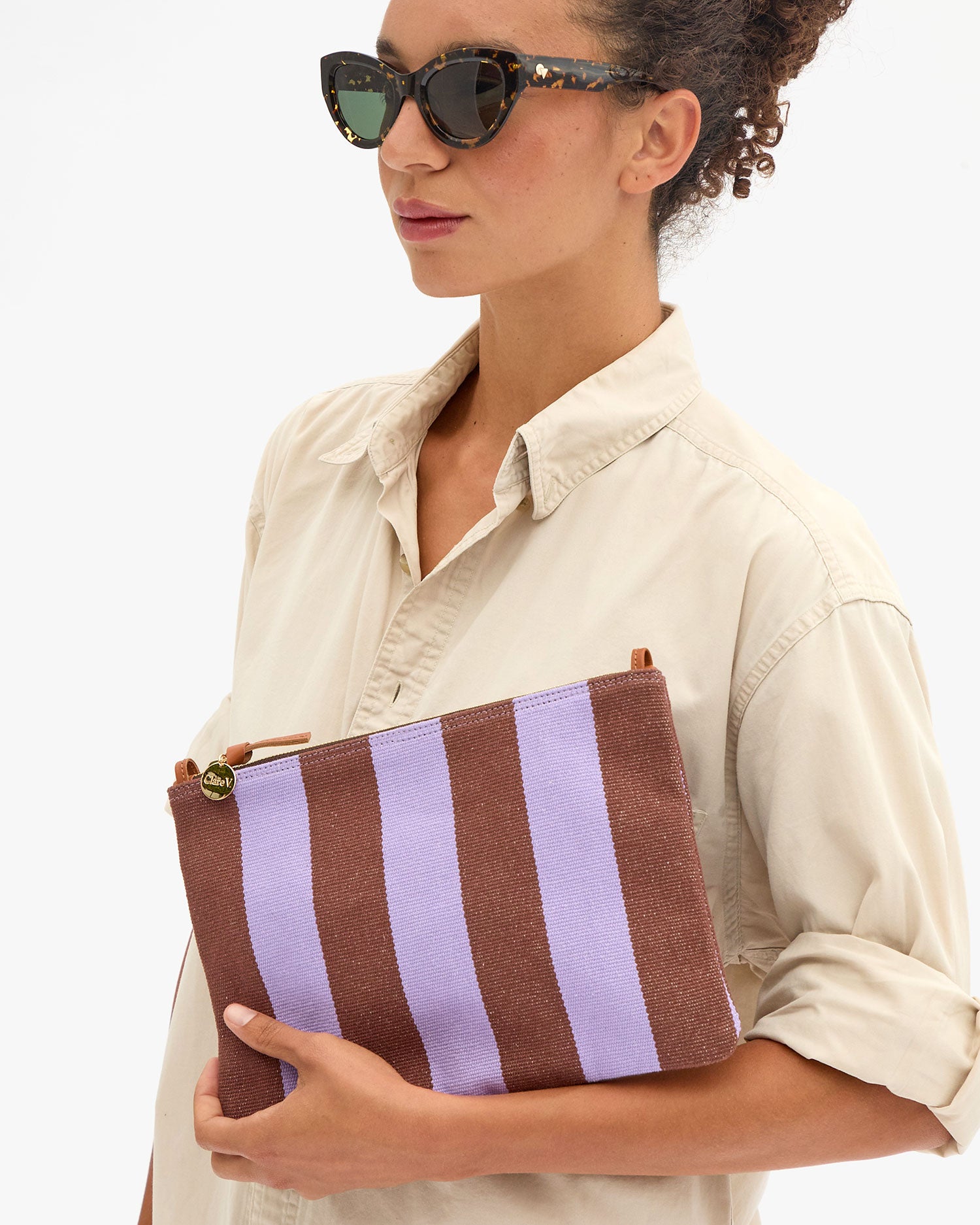 Flat Clutch w Tabs in Taliha's arms