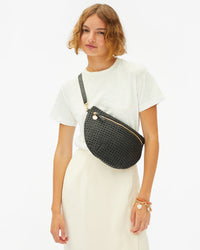 Grande Fanny w/ Belt Strap as a crossbody bag