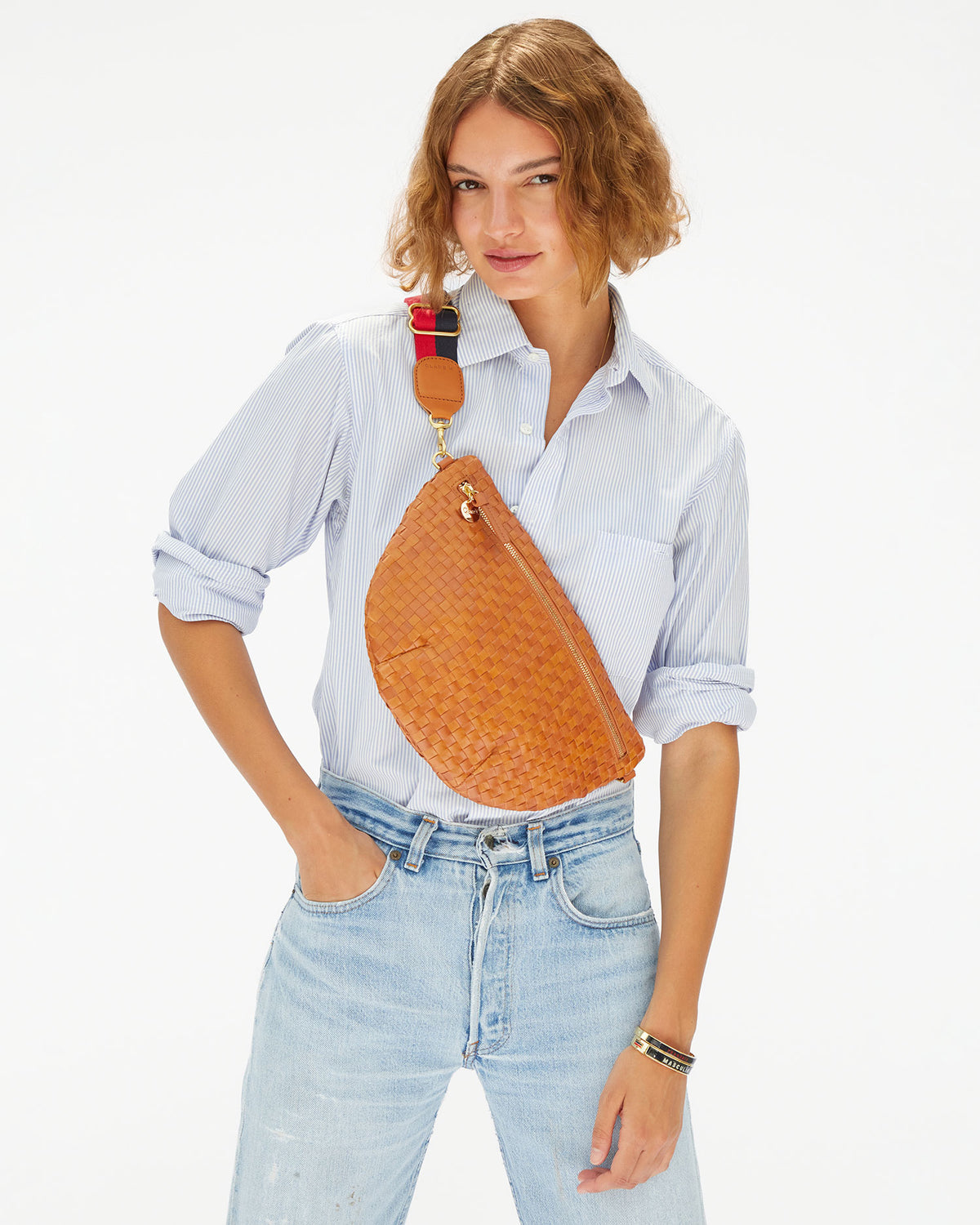 Adjustable Crossbody Strap on Grande Fanny