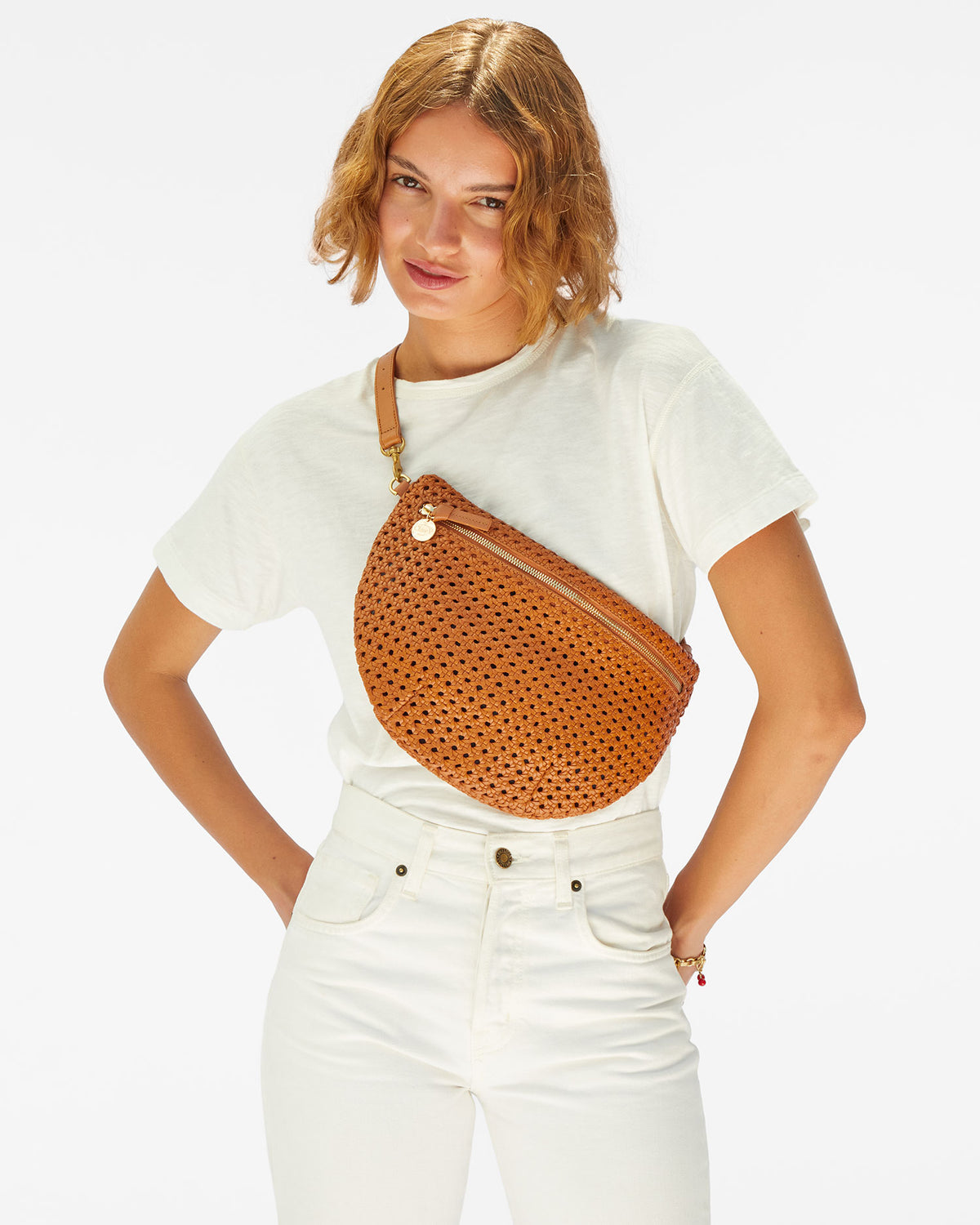 Grande Fanny w/ Belt Strap as a crossbody bag