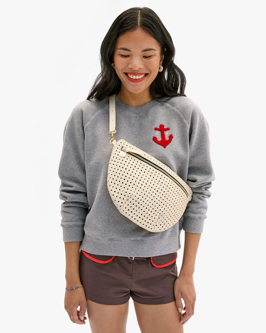 Grande Fanny on Sandra crossbody bag