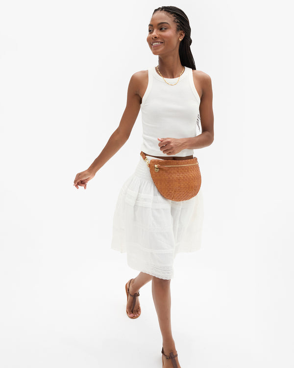 Grande Fanny as fanny pack