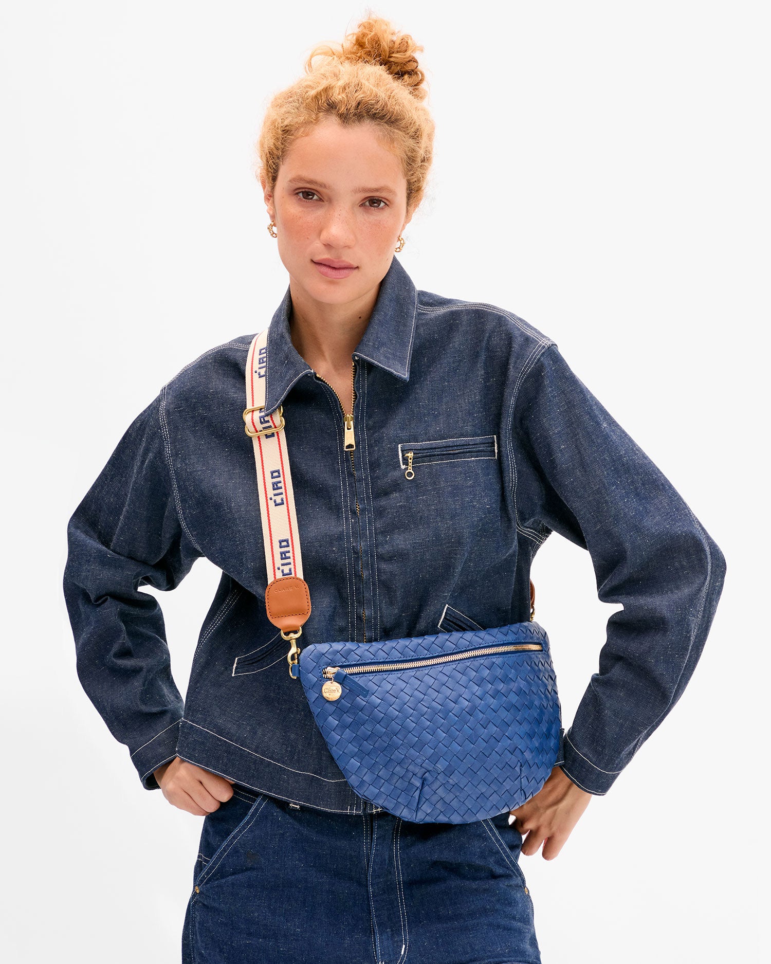 Grande Fanny with Adjustable Crossbody Strap