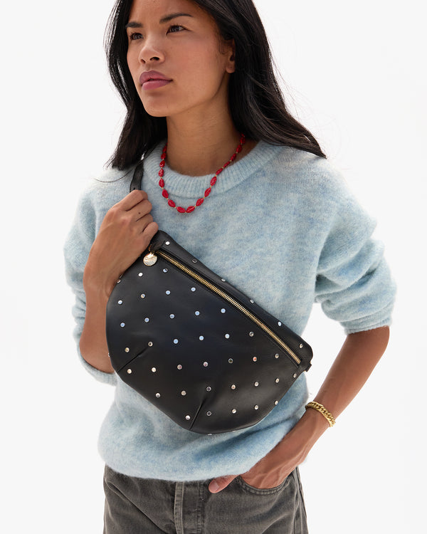 Sandra wearing Grande Fanny