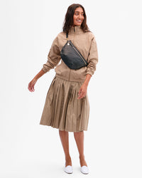 Grande Fanny as crossbody bag