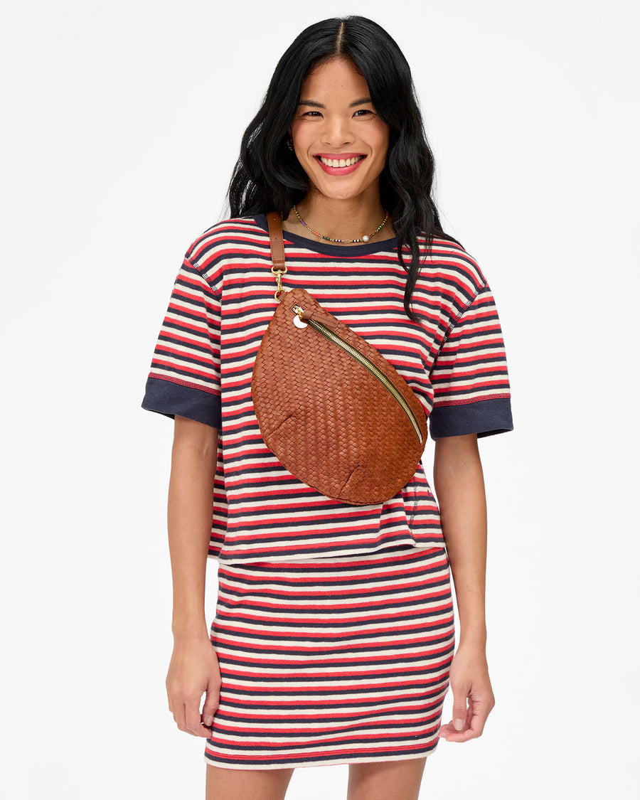 Grande Fanny as a crossbody bag