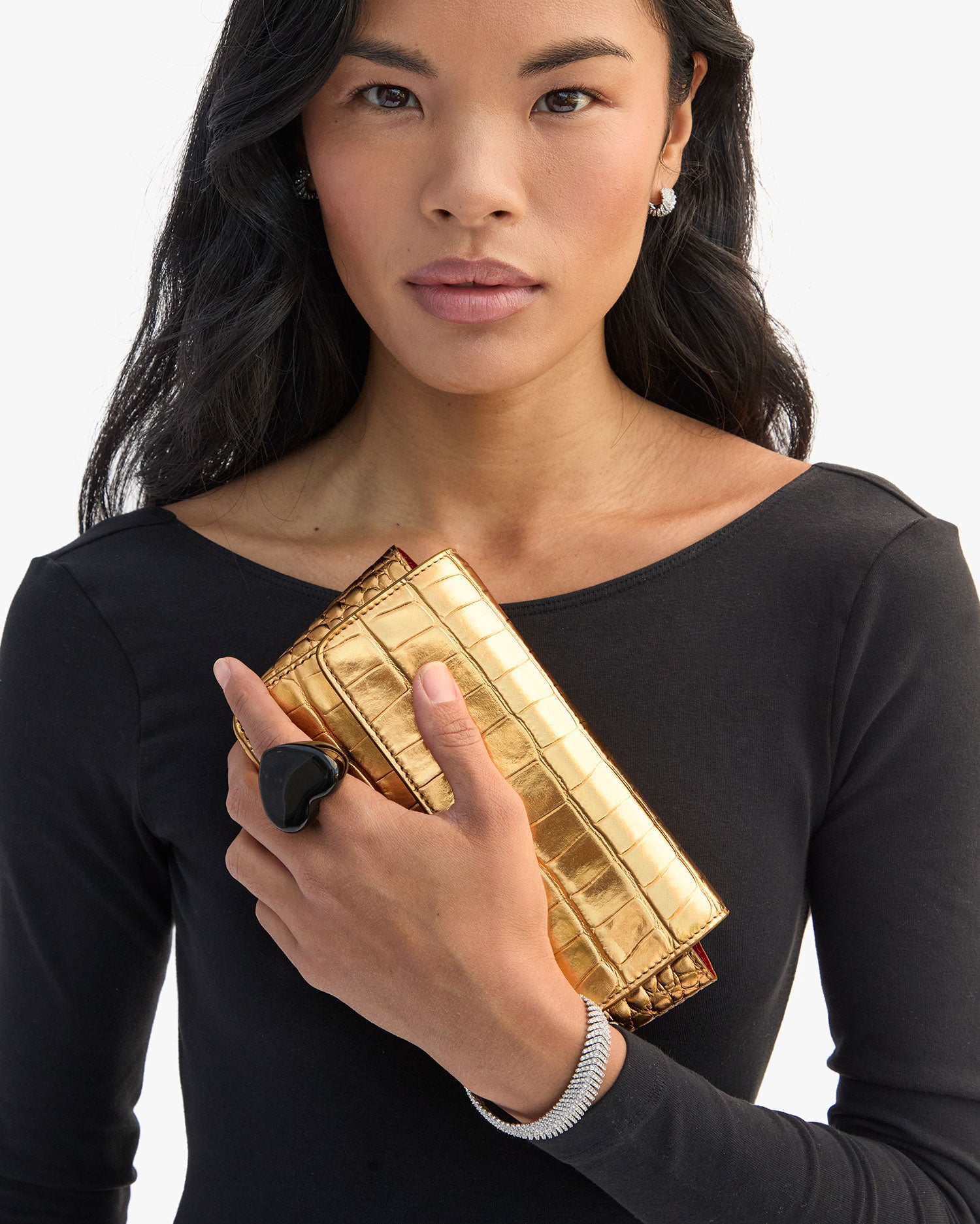 Sandra holding Fete Pochette