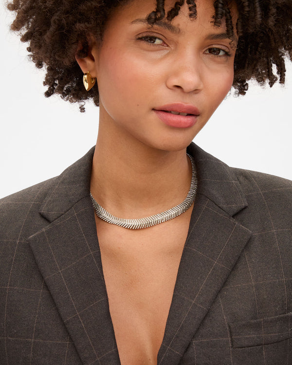 Herringbone Collar on Lenny