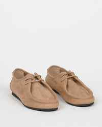 Chukka side view