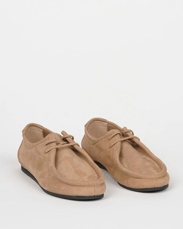 Chukka side view