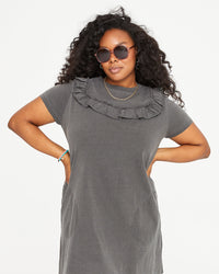 Candice wearing the faded black charlotte ruffle t shirt dress with the Jane Sunglasses in Mauve