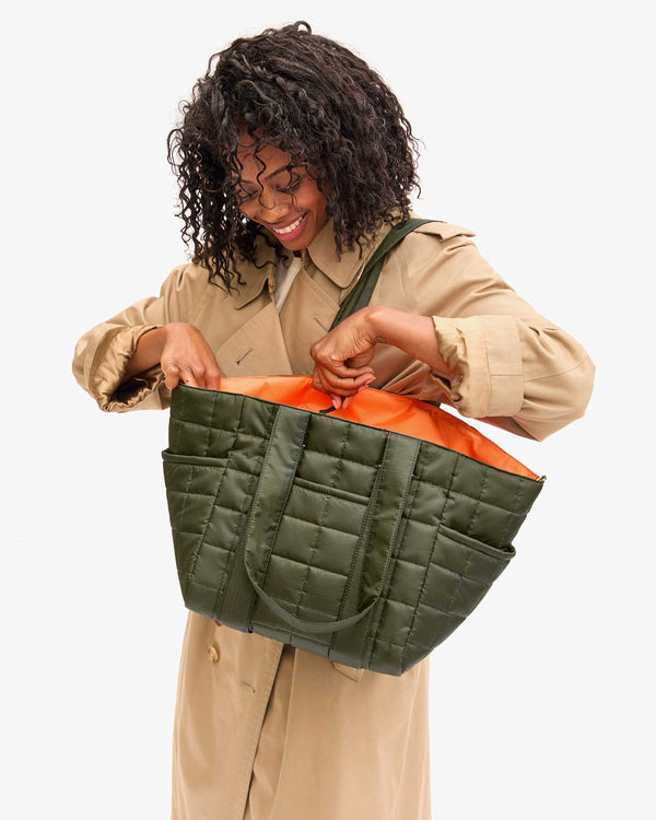 Mecca opening Le Box Tote Sportif