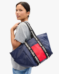Le Box Tote Sportif on Maly