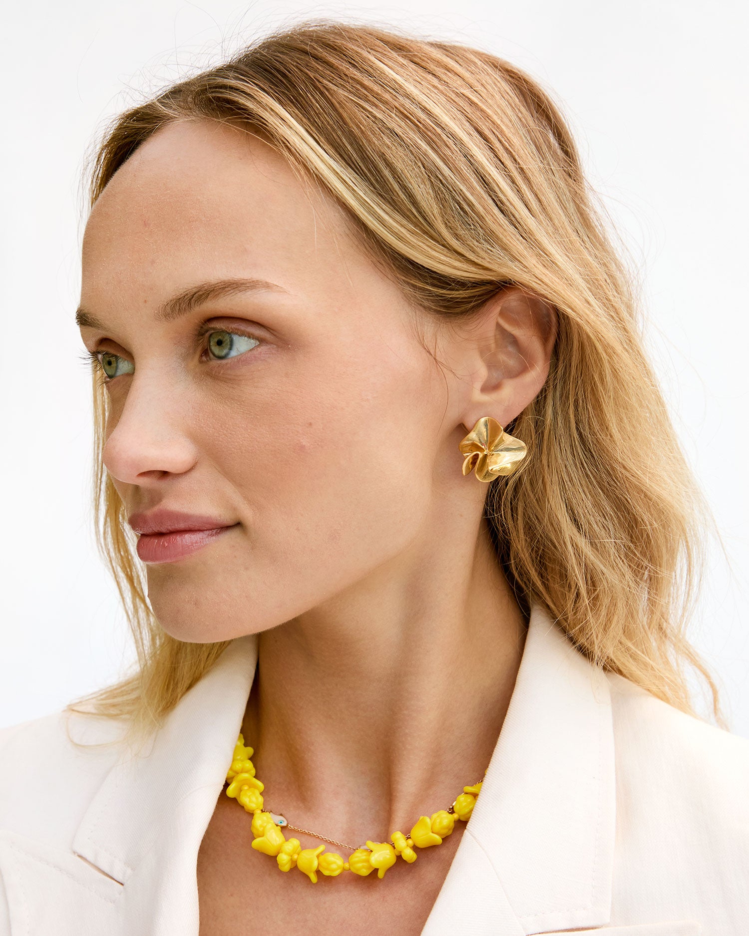 Le Jardin Collar on Mae