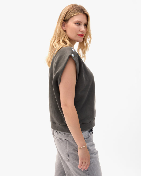 Le Vest side view