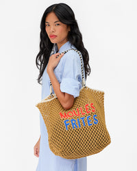 Lete Tote on Sandra's shoulder
