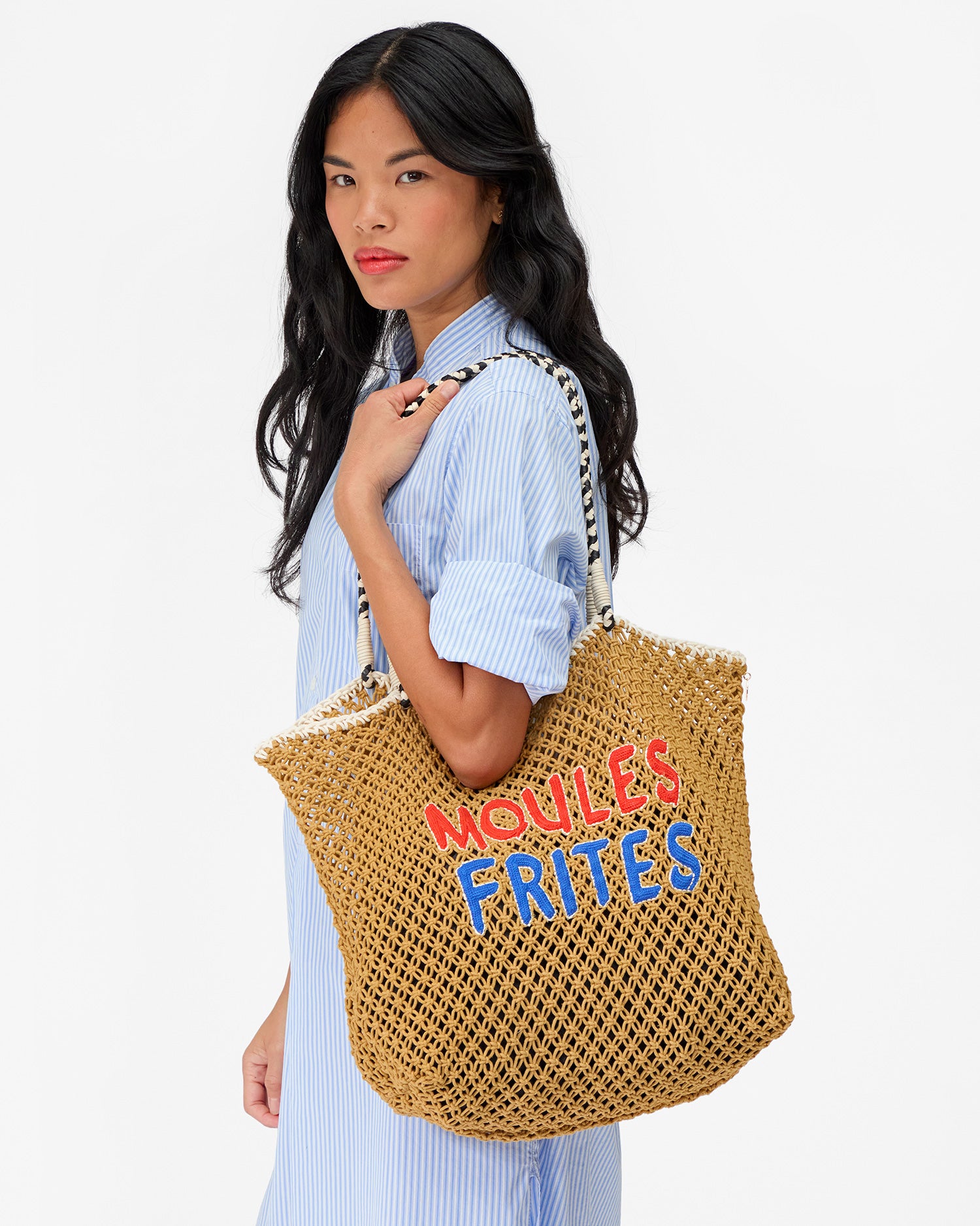 Lete Tote on Sandra's shoulder