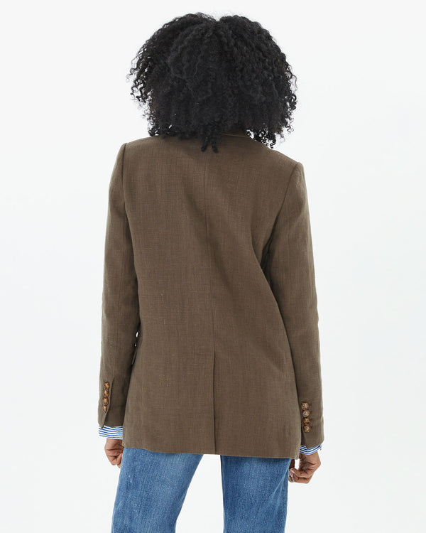back view of mecca in the Steven Alan Linen Blazer in Tobacco 