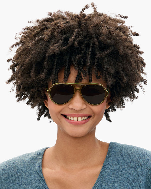 Lizzie Sunglasses on Lenny