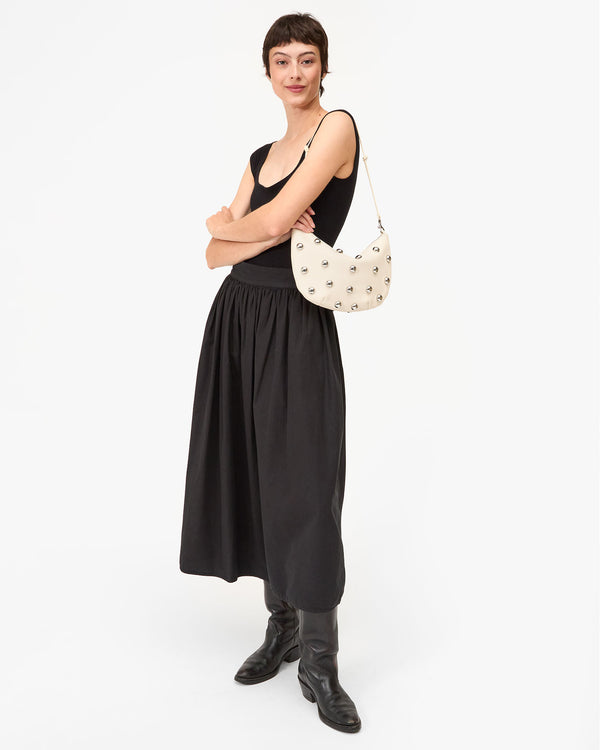 Nike wears Lune on her shoulder
