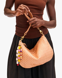 Dija holding Moyen Messenger
