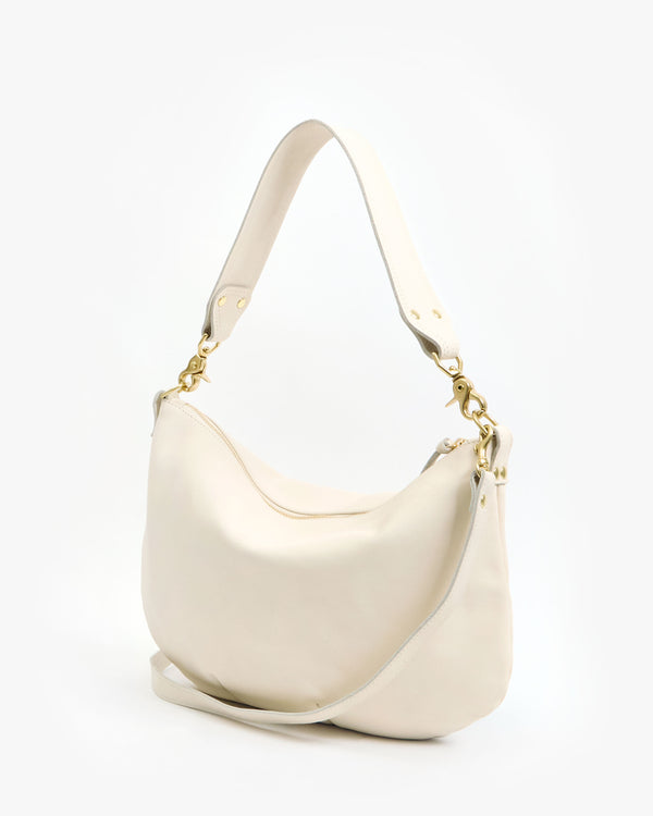 Moyen Messenger back view