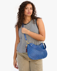 Moyen Messenger on Jade